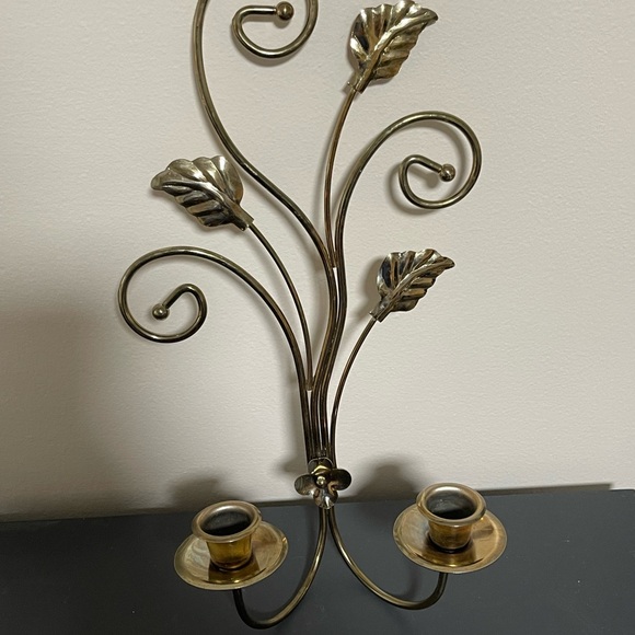 Vintage Metal Gold Leaf Scroll Candle Holders Set of 3 - Picture 3 of 4